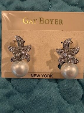 Gay Boyer Pearl Starfish Earrings